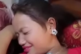 à¤…à¤¬ à¤­à¤¯à¥‹      ABA VAYO       New Nepali Hot &amp_ Sexy Video 2017 unseemly